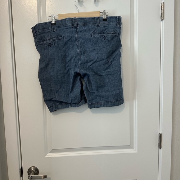 Men’s linen shorts - Picture 3 of 3